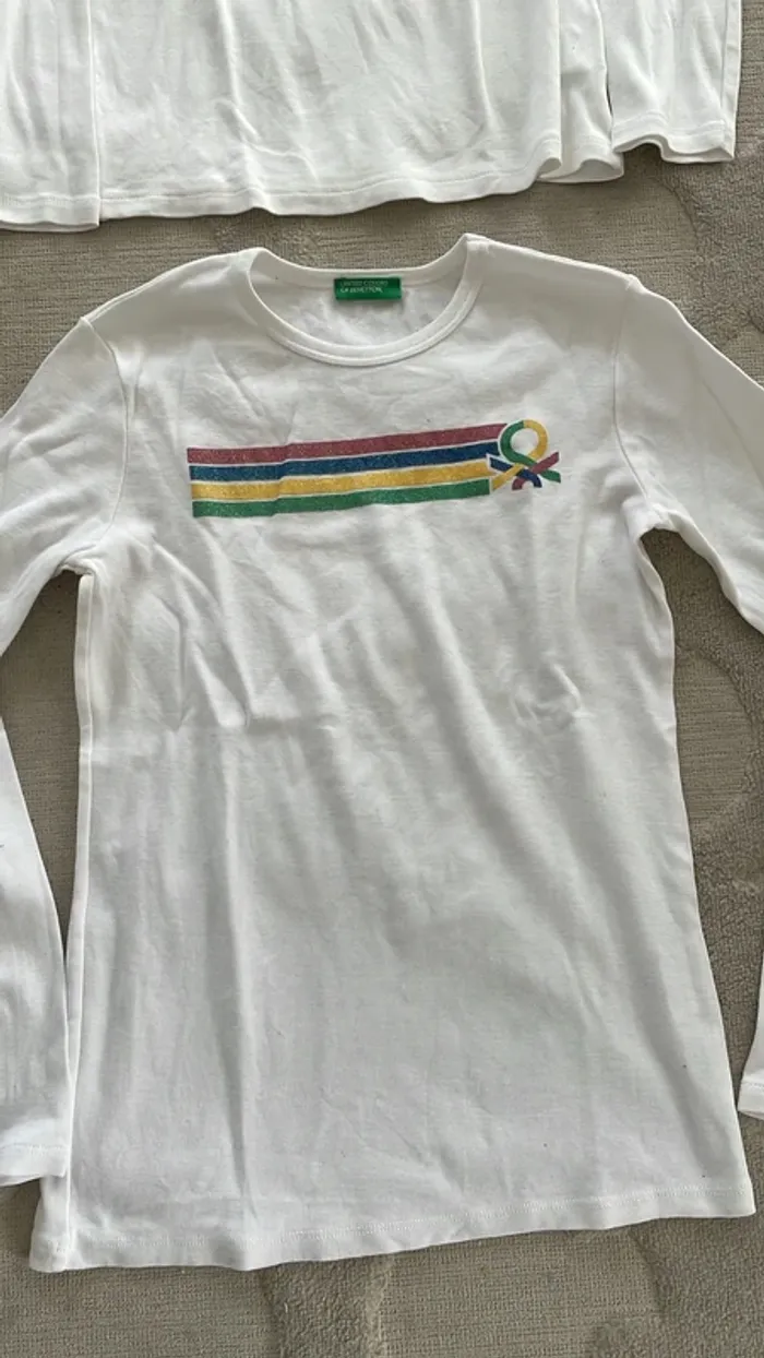 Lot de 4 hauts manches longues Benetton - Fille 10-11 ans (150 cm) - Parfait état ! - photo numéro 4