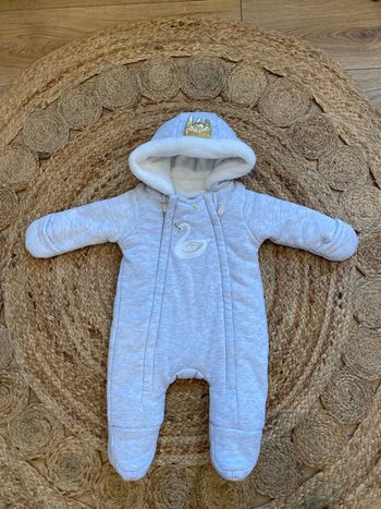 Combinaison/ combi pilote orchestra 3 mois. Cygne