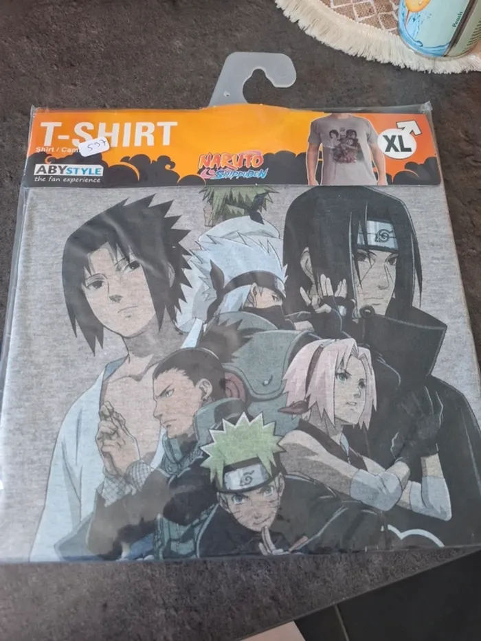 T shirt naruto neuf