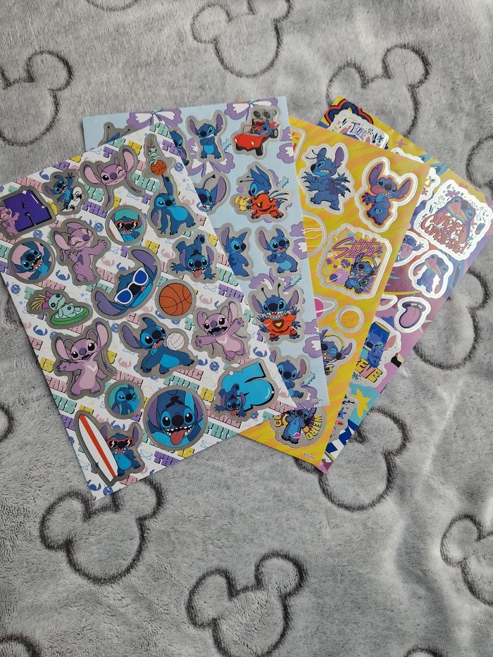 Lot stickers et cartes stitch - photo numéro 5