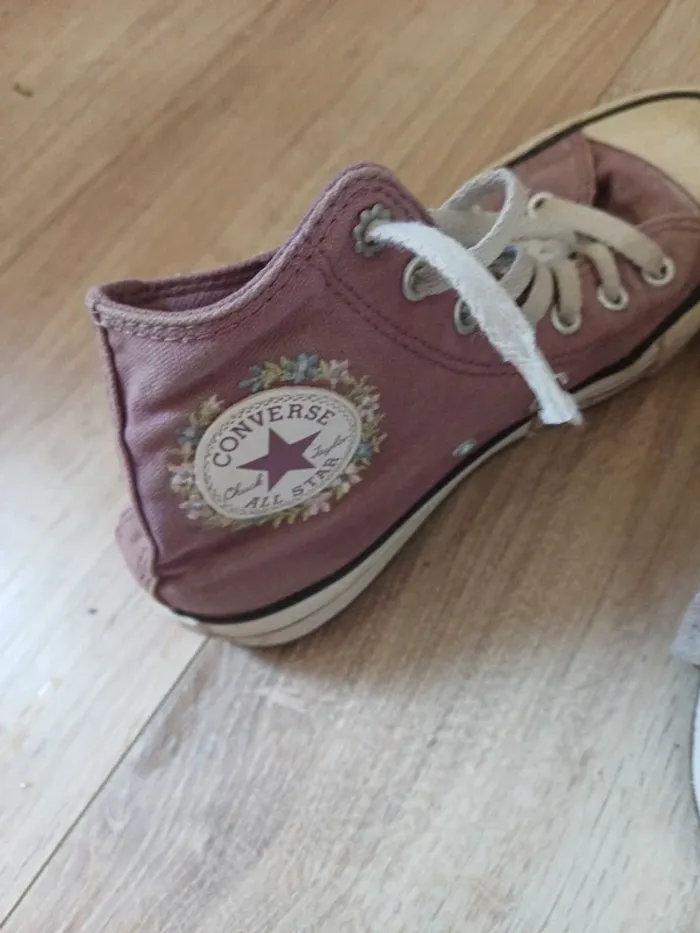 Converse - photo numéro 4