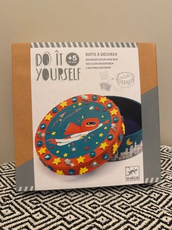 Djeco - Coffret créatif Boite à décorer Super Trésor Collection Do It Yourself