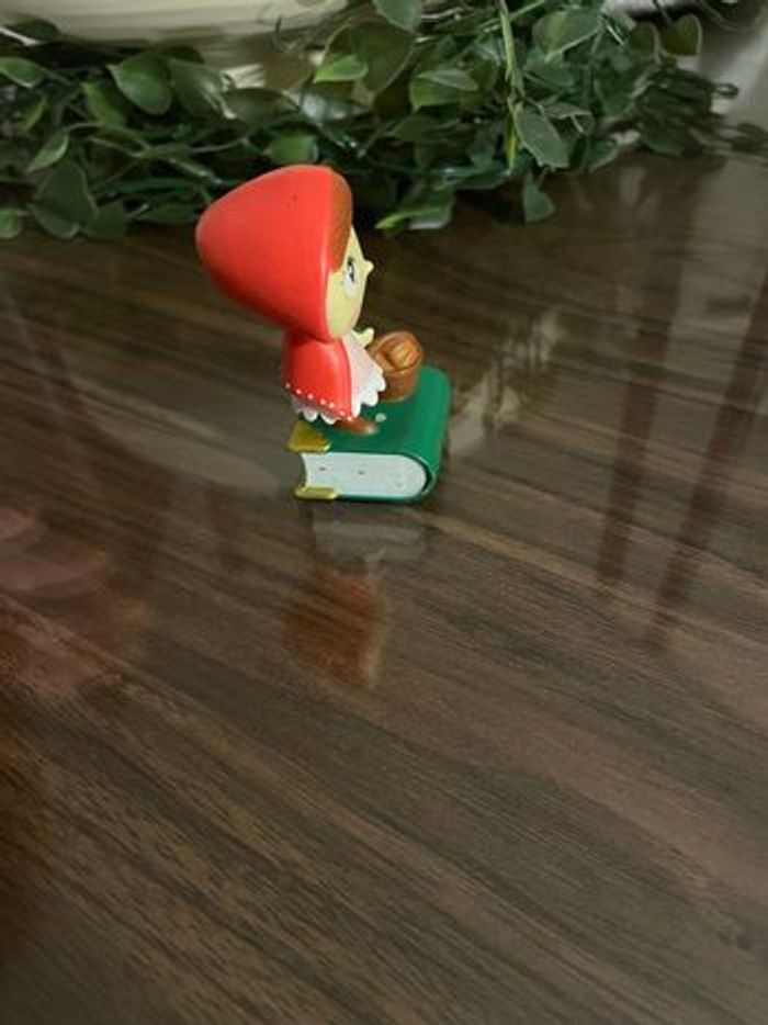 Le petit chaperon rouge et 3 autres contes - photo numéro 2