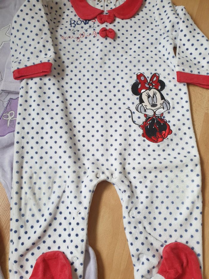 Lot de 3 pyjamas en 12 mois - photo numéro 2