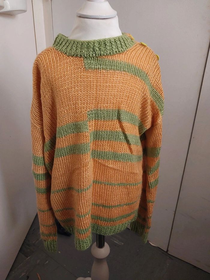 Pull tricoté main taille 8 ans