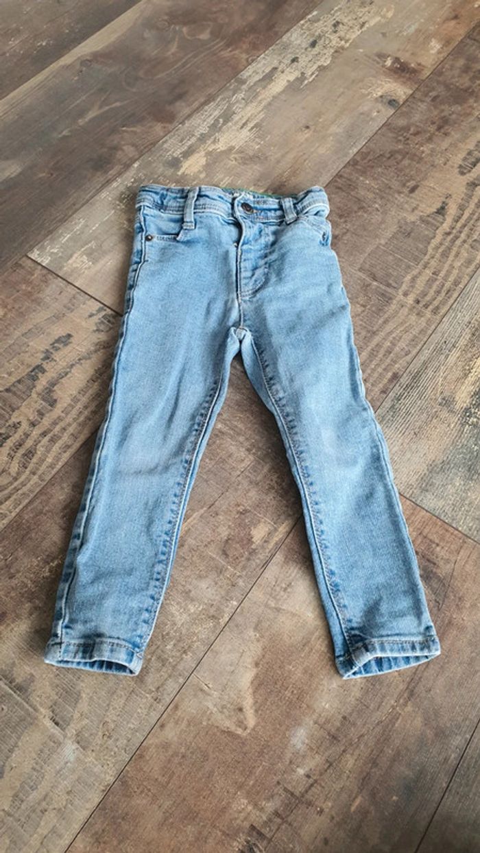 Pantalon kiabi 24 mois en très bon état