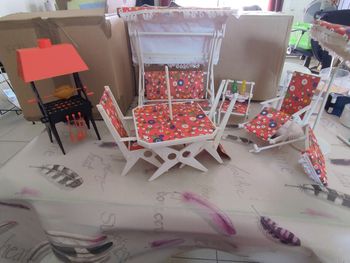 Salon de jardin pour poupées