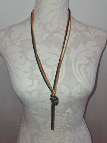 Collier entrelasse vert rose doré neuf eram vintage