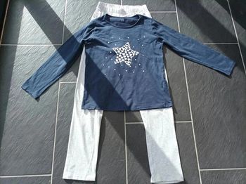 Joli pyjama fille 11-12ans
