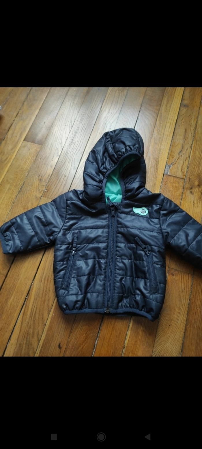 Manteau bleu marine 3 mois