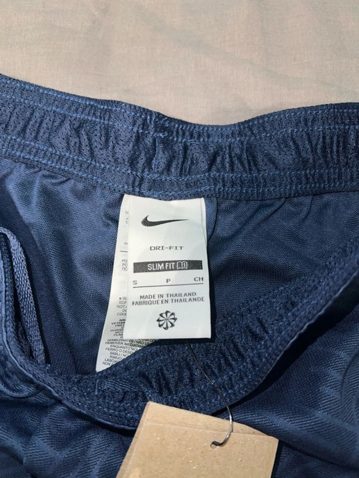 Short Nike taille S PSG unisex - photo numéro 4