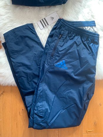 1 Pantalon Adidas bleu | Taille 40 | Neuf avec étiquette prix de base  99,95€