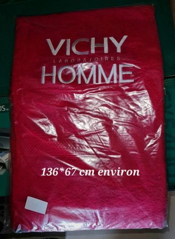 Serviette de bain VICHY
Neuve