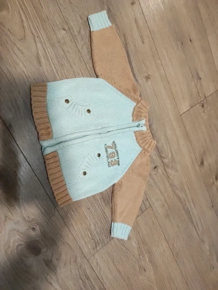 Lot deux pull zip 3mois - photo numéro 4