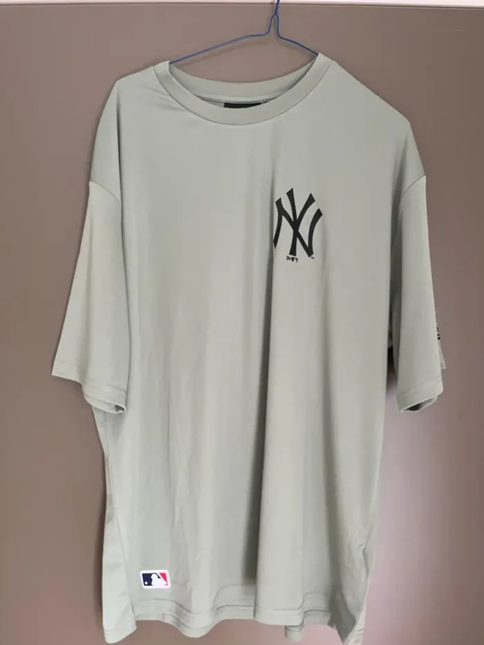 t-shirt homme manches courtes taille L New Era vert amande