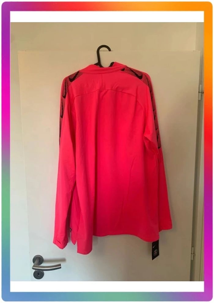 Survêtement rose PSG Paris xxl NEUF jamais porté avec étiquettes - photo numéro 11