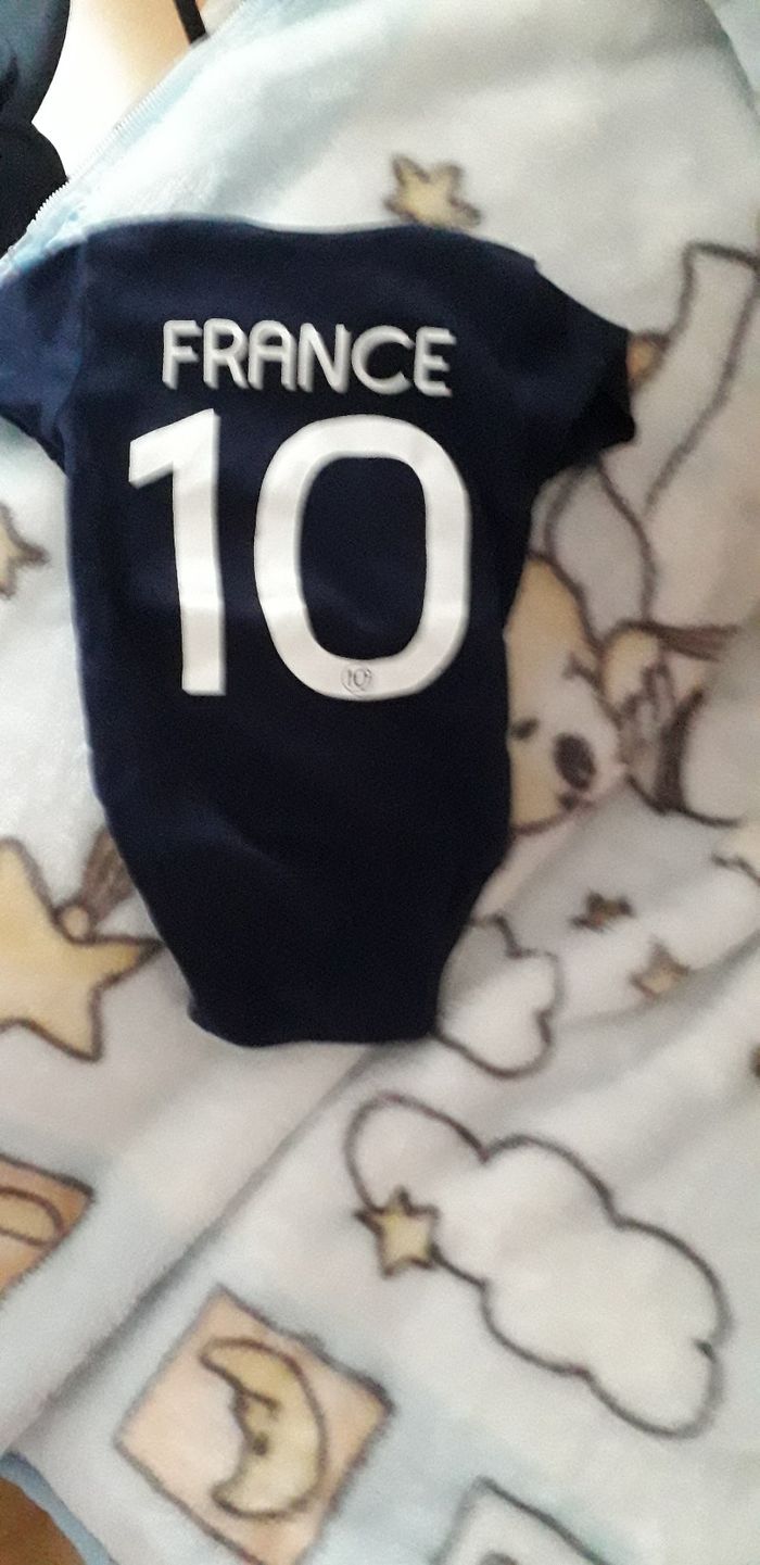 Bodies - photo numéro 2