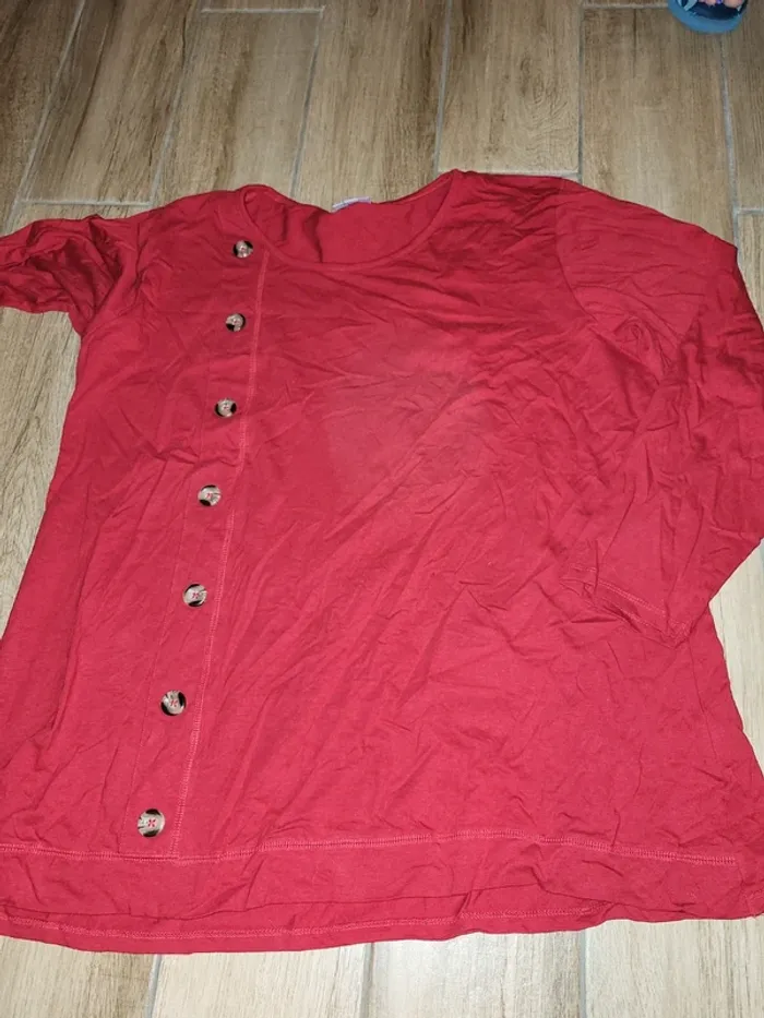 Tee-shirt manche longue rouge