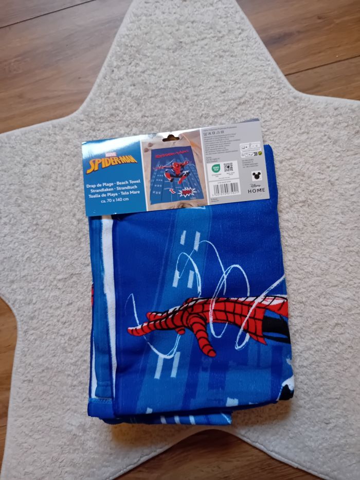 Serviette de bain/plage marvel spiderman - photo numéro 4