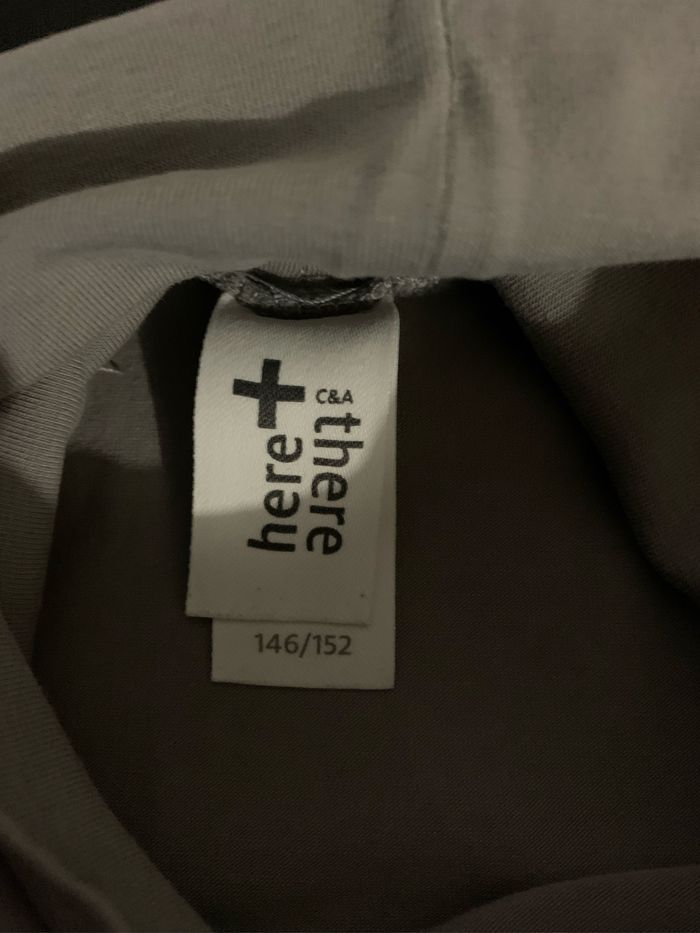 Sous pull uni gris à col roulé C&A Taille 12 ans en TBEG - photo numéro 2