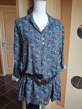 Chemise tunique longue bleue motifs cachemire neuve