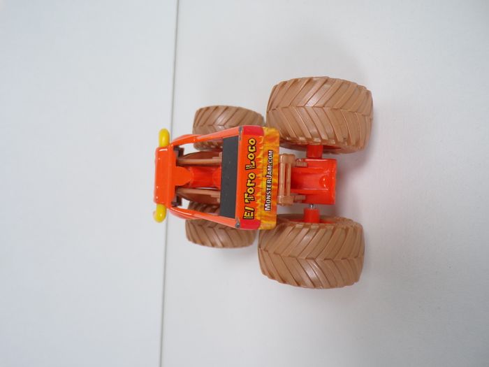 Monster Trucks - Monster Jam - El Toro Loco (J2) - photo numéro 5