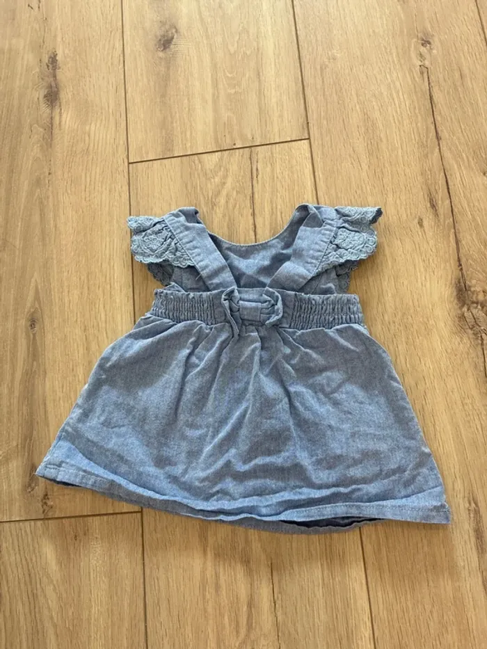 Robe bébé - photo numéro 3