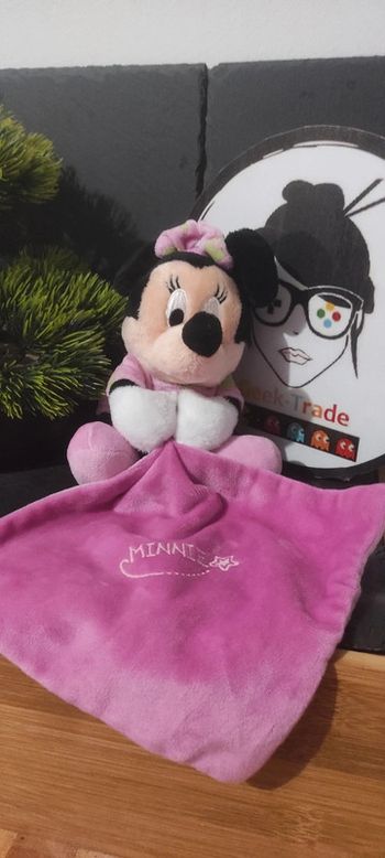 Doudou Minnie Rose Mouchoir Phosphorescent Lune Étoile Planète Nicotoy Nœud Noir