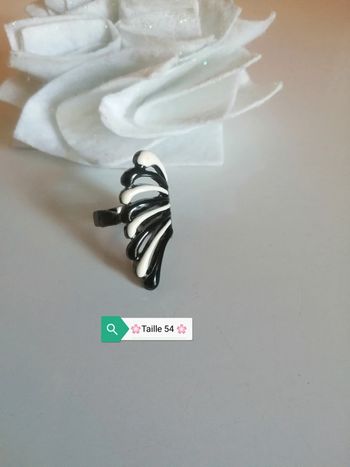 🌸Bague rodhium allongée noire et blanche émail Taille 54 🌸