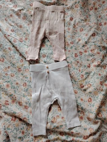 Lot de deux leggings de chez Kiabi taille 3 mois