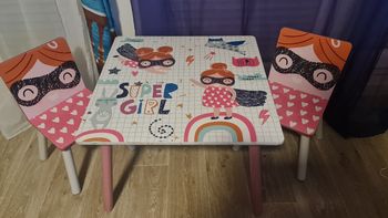 Table enfant+ 2 chaises