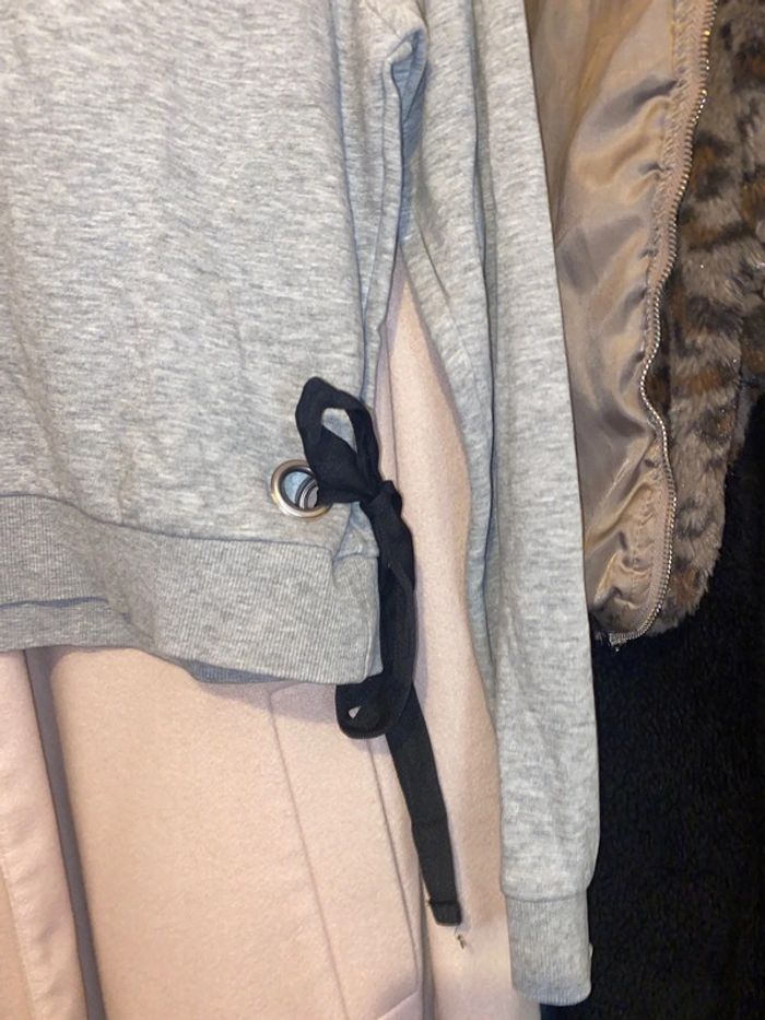 Pull sweat - photo numéro 2