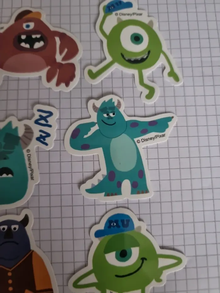 Lot d'autocollants thème pixar monstre et compagnie (lot H) - photo numéro 4