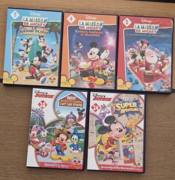 Lot de 5 dvds disney la maison de mickey en très bon état