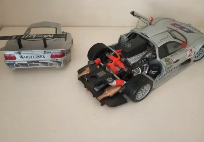 Miniature 1/18 Mercedes CLK GTR - photo numéro 3