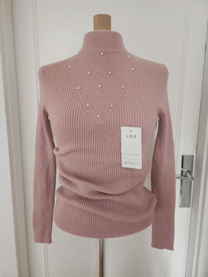 Pull col cheminé rose