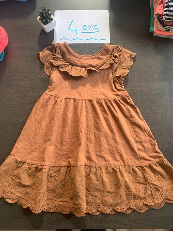 Robe manches courtes taille 4 ans