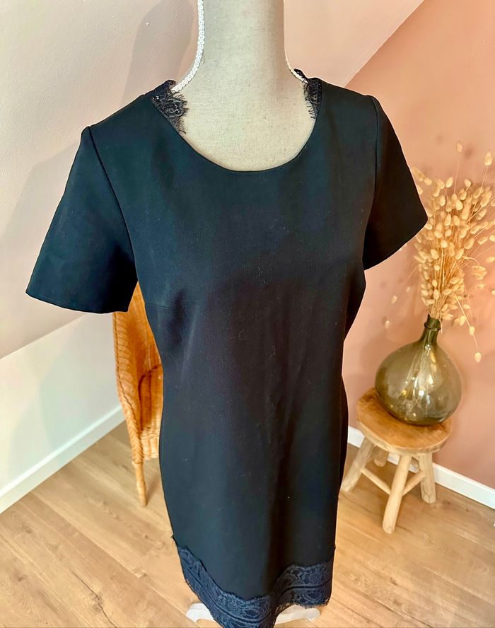 🤍 Robe noir Diane Laury taille 40 🤍 - photo numéro 3