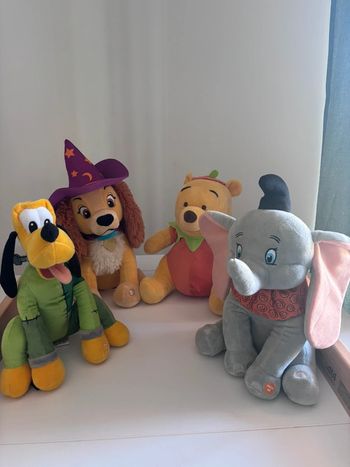 Lot peluches Disney
