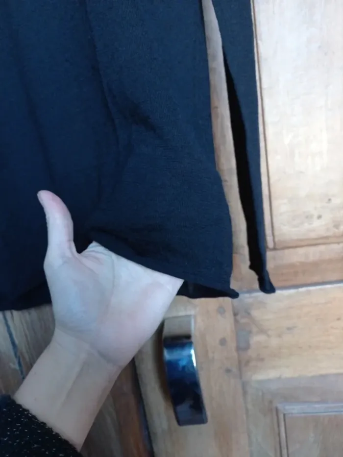 Pull noir col V Kookaï taille 3 - photo numéro 4