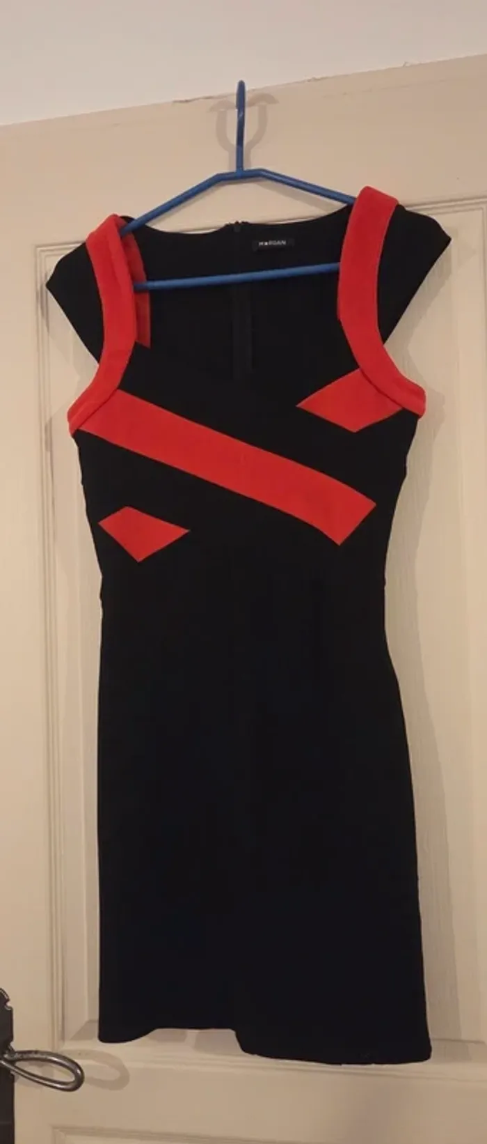 Robe noire et rouge graphique – Morgan – T. XS (34) - photo numéro 9