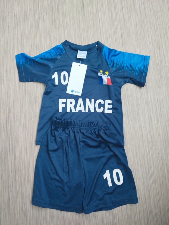 Ensemble 2 pièces garçon taille 6 mois