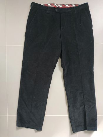 Pantalon noir aspect velour côtelé fin