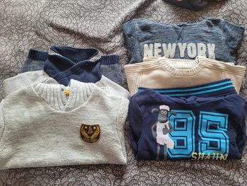 Lot 5 pulls garçon 8 ans