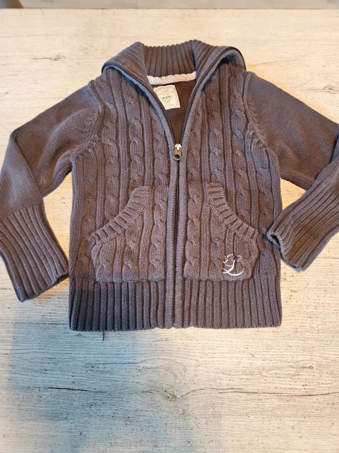 Gilet brun foncé torsadé, à tirette et col montant, H&M LOGG, taille 3/4 ans, nickel - photo numéro 9