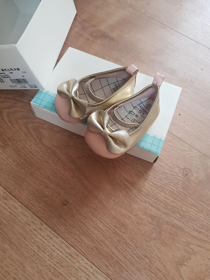 Chaussures bébé - photo numéro 2