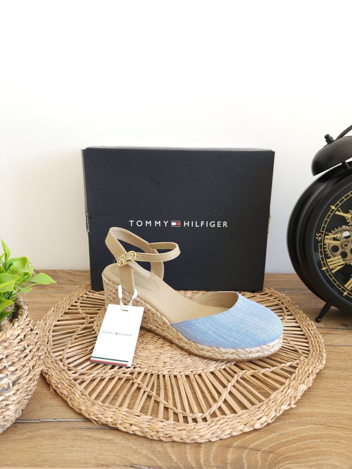 Espadrilles compensées à bride cheville en chambray Tommy Hilfiger Pointure 39