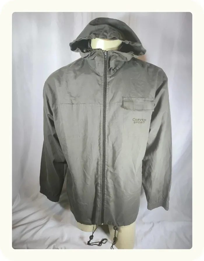 Coupe vente homme Carven sport Taille M