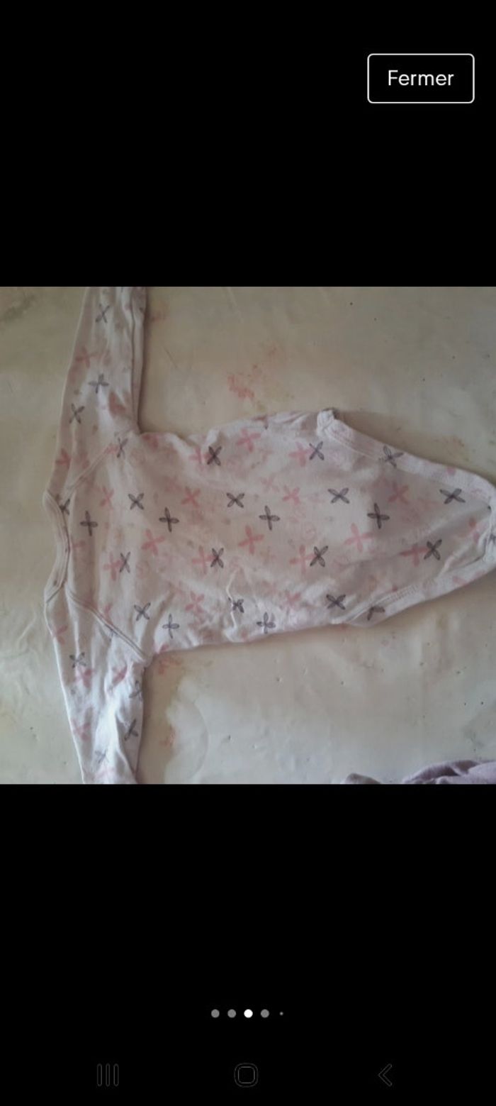 3 bodies - photo numéro 3