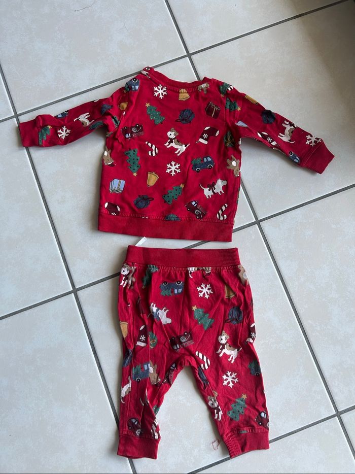 Ensemble de Noël 6 mois H&M - photo numéro 2
